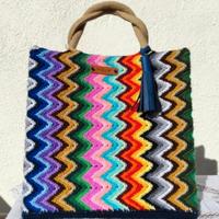 Borsa handmade all'uncinetto 