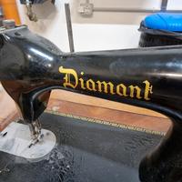 Macchina da cucire simil Singer vintage