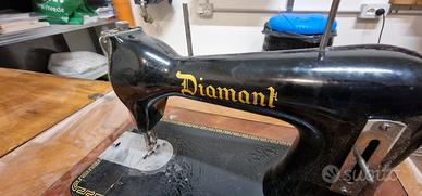 Macchina da cucire simil Singer vintage