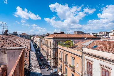 Appartamento con terrazza e garage in via Umberto