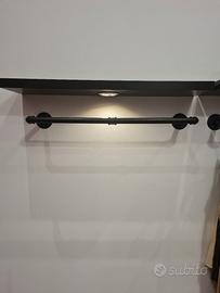 Mensola nera a comparsa con luce