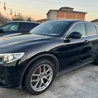Stelvio Q4