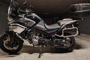 cf moto 800 mt sport 