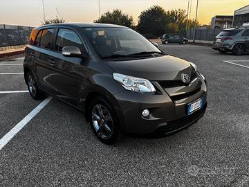 Toyota Urban Cruiser 1.4 D-4D AWD Lounge X UNICO P