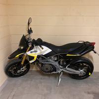 Aprilia Dorsoduro 750