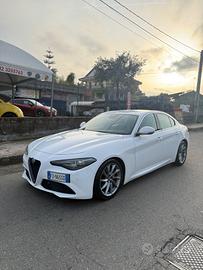Alfa Romeo Giulia 2.2 Turbodiesel 150 CV