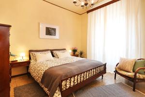 BILOCALE a FIRENZE con POSTO AUTO INCLUSO