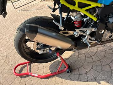 Terminale akrapovic
