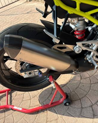Terminale akrapovic