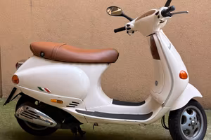Piaggio Vespa ET4, 125cc , 25600km tagliandata