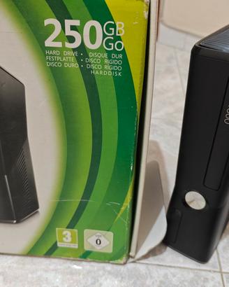 Xbox 360 + Giochi e Kinect