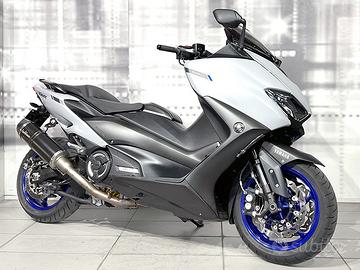 Yamaha TMax 560