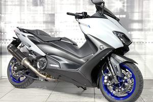 Yamaha TMax 560