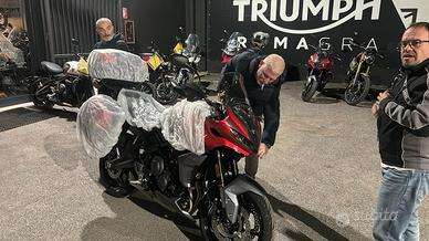 Triumph Tiger Sport 660 1.600 km Full Optional
