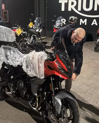 Triumph Tiger Sport 660 1.600 km Full Optional