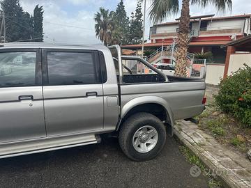 L 200