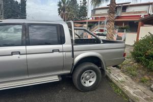 L 200
