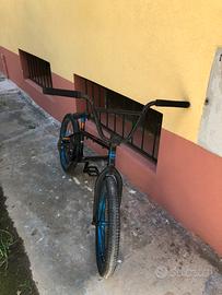 BMX 20” freestyle con cerchi Odyssey