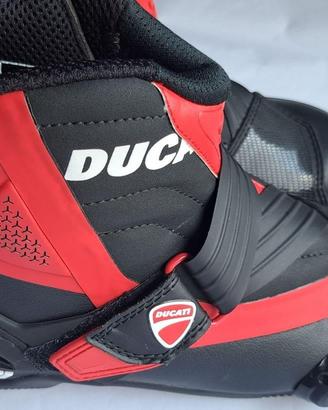 Scarpe Ducati stivale basso da moto Theme C2