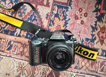Fotocamera con pellicola Nikon F-401s