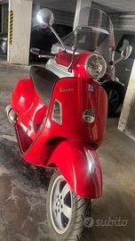 VESPA GTS 250