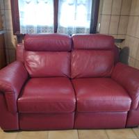 Divano in pelle doppio motore