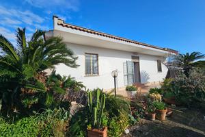 VILLA SINGOLA A ANZIO