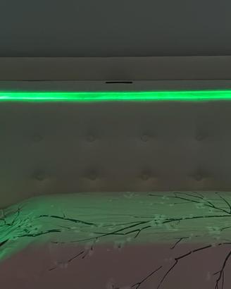 Letto sospeso Led