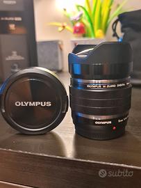 Olympus M.Zuiko  8mm f/1.8 Fisheye Pro