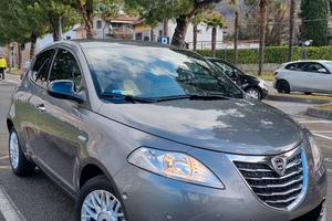 13.900Km Lancia Ypsilon
