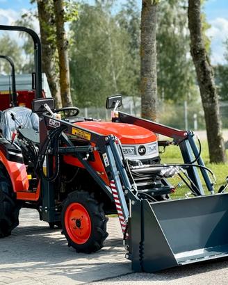 TRATTORE - HINOMOTO HM-3030 - CON CARICATORE MULTI