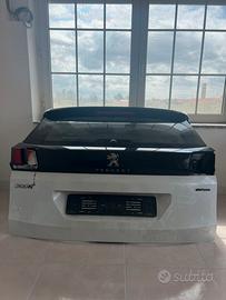 Cofano Pugeot 3008 anno 2020