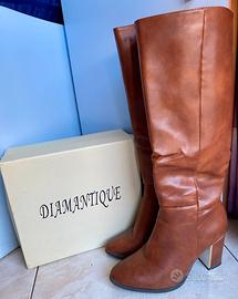 Stivali alti color camel cuoio Diamantique nuovi