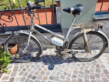 BICI CON MOTORE ANNI 60 DA RESTAURARE COMPLETA DI