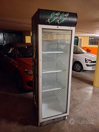 vetrina frigo per bibite 