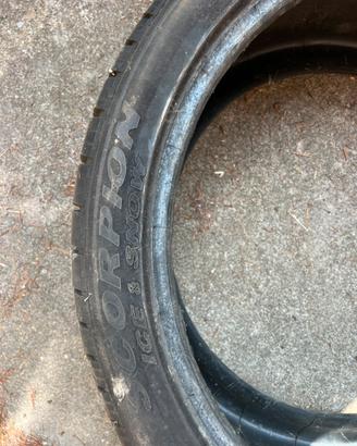 Gomme pirelli scorpion ice/snow