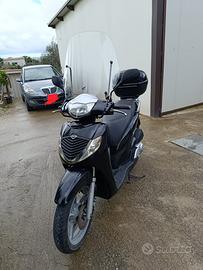 Scooter honda SH 150