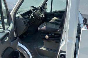 Iveco Daily 35C13 Caratrezo scarabile