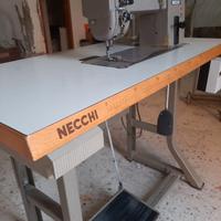 Macchina da cucire lineare senza rasafilo