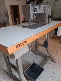 Macchina da cucire lineare senza rasafilo