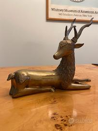 Scultura in Ottone di Cervo Sarreid - Un Capolavor