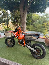 Moto ktm 125 cc 2 tempi