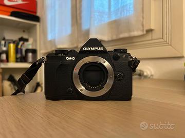 Olympus OM-D E-M5 Mark II – Corpo macchina