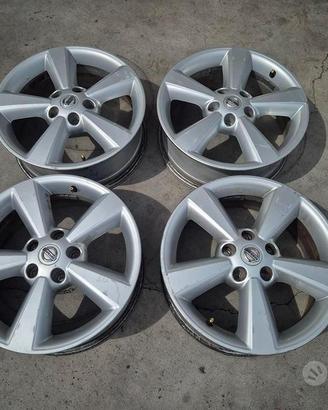 Cerchi In Lega Da 17" Per Nissan Quashqai 2009