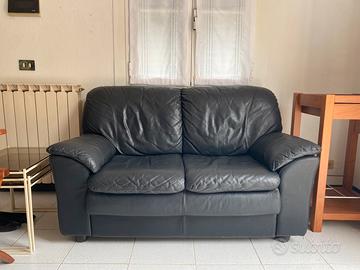 Divano 2 posti nero di pelle