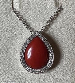 COLLANA ORO 18kt. CON DIAMANTI E CORALLO NATURALE