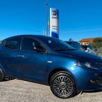 Lancia Ypsilon 1.0 FireFly 5 porte S&S Hybrid Gold