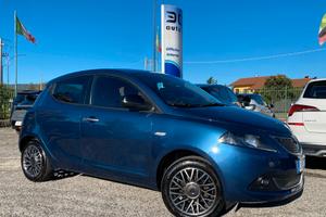 Lancia Ypsilon 1.0 FireFly 5 porte S&S Hybrid Gold