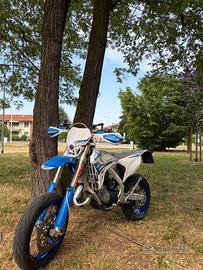TM 125