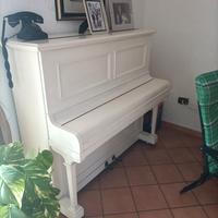 pianoforte bianco 